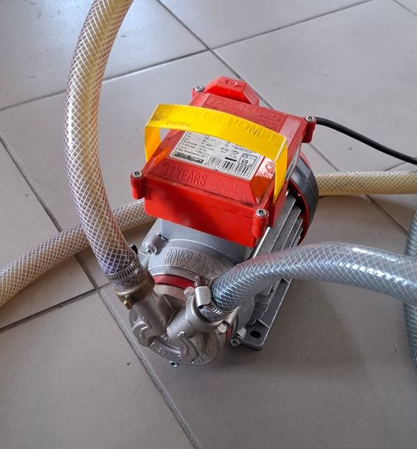 Харчовий насос для перекачування виноматериалів  G201 (Італія)